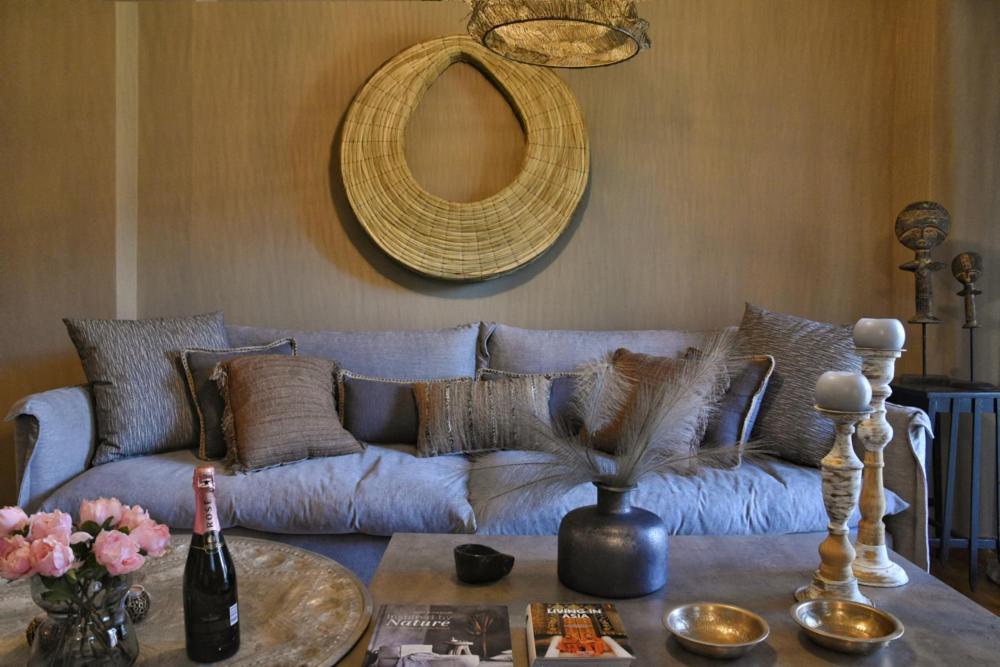 Pepromeno Luxury Apartment In The City Center 칼라마타 외부 사진